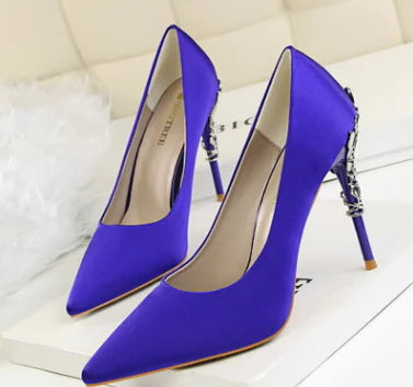 Luxuriöse Seiden-High-Heels für Damenmode-Schuhe