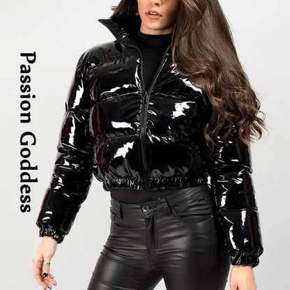 Glänzende Winterjacke aus PU-Leder