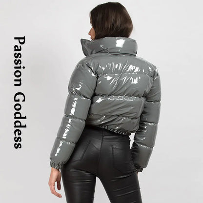 Glänzende Winterjacke aus PU-Leder